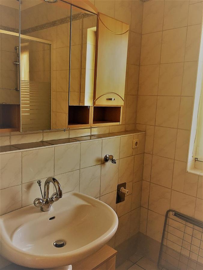 Appartement Joli แบร์เนา อัม คีมเซ ภายนอก รูปภาพ