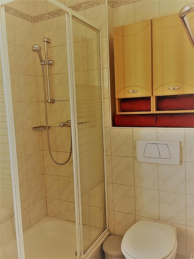 Appartement Joli แบร์เนา อัม คีมเซ ภายนอก รูปภาพ